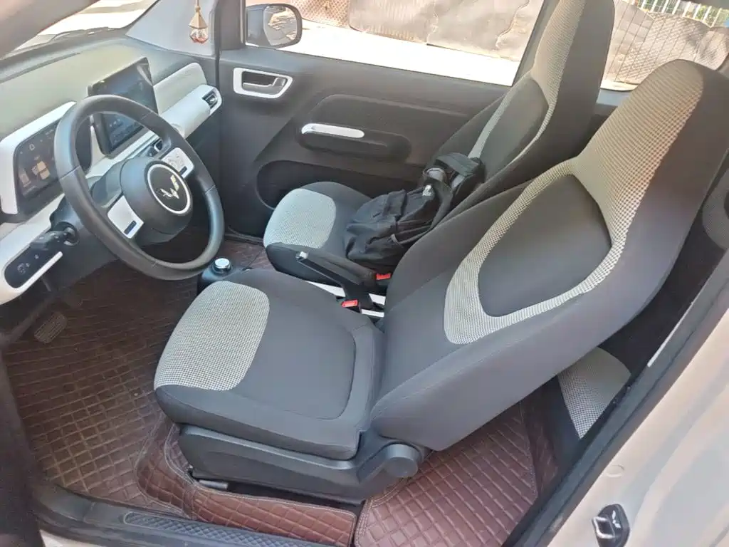 Wuling MINIEV — миниатюра 11