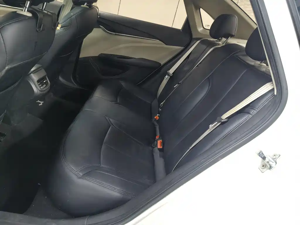 Buick Excelle — миниатюра 11