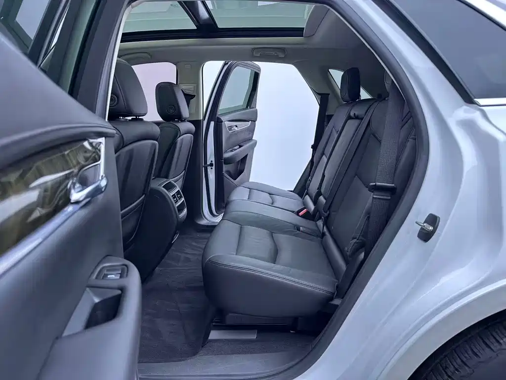 Cadillac XT5 — миниатюра 13