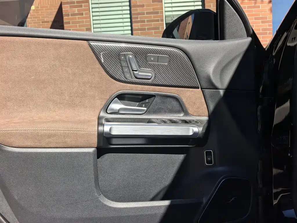 Mercedes-Benz GLB AMG — миниатюра 26