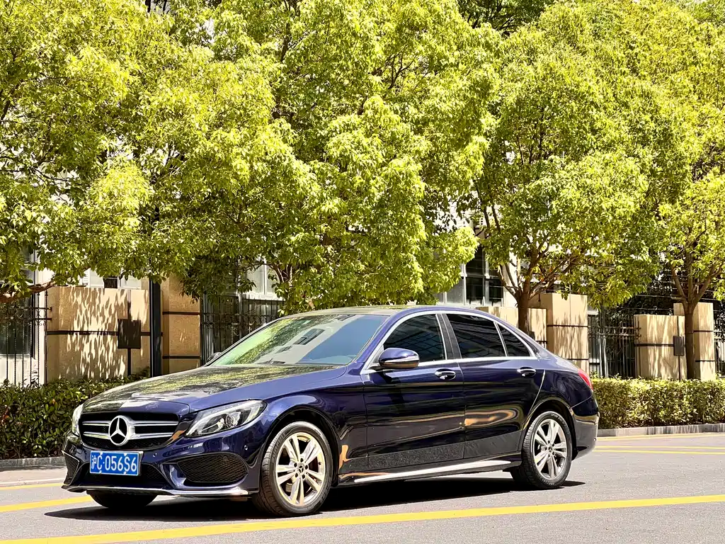 Mercedes-Benz C-Class 2018