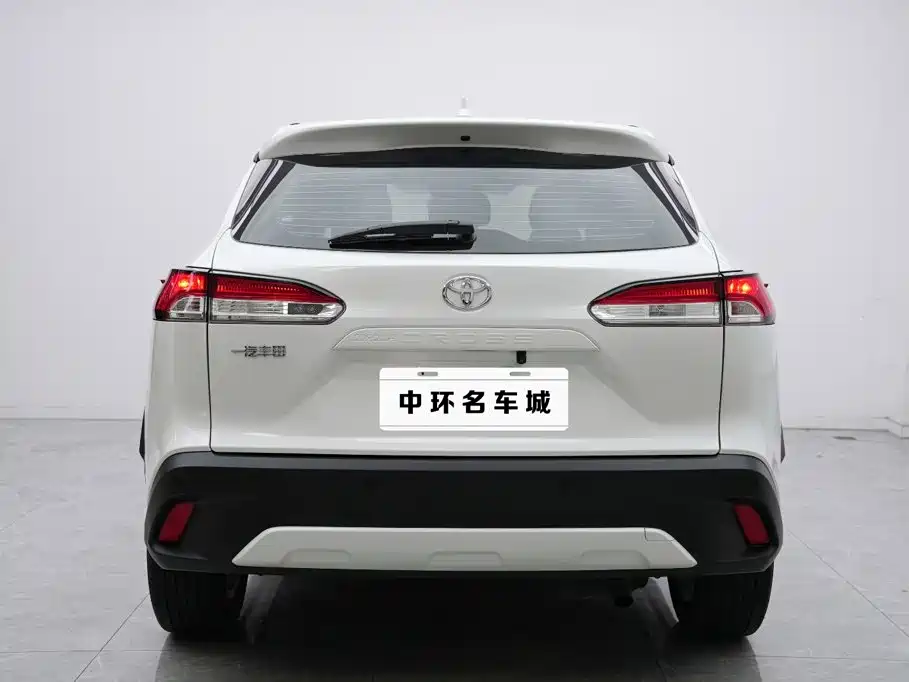 Toyota Corolla Cross — миниатюра 15