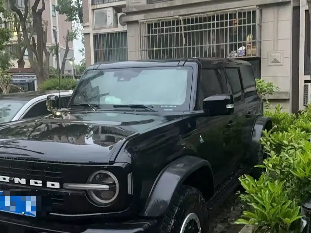 Ford Bronco 2025