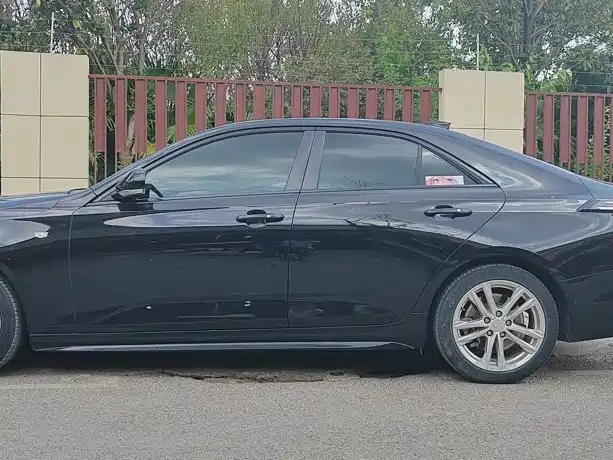 Cadillac CT4 — миниатюра 3