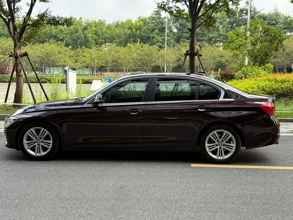 BMW 3 Series — миниатюра 6