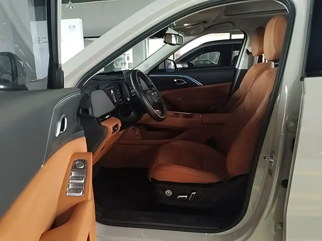Haval Xiaolong MAX — миниатюра 20
