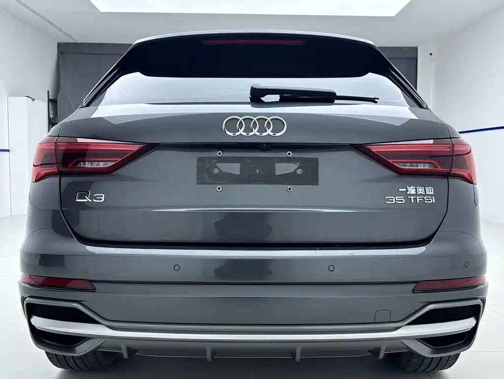 Audi Q3 2022 35 TFSI Fashion