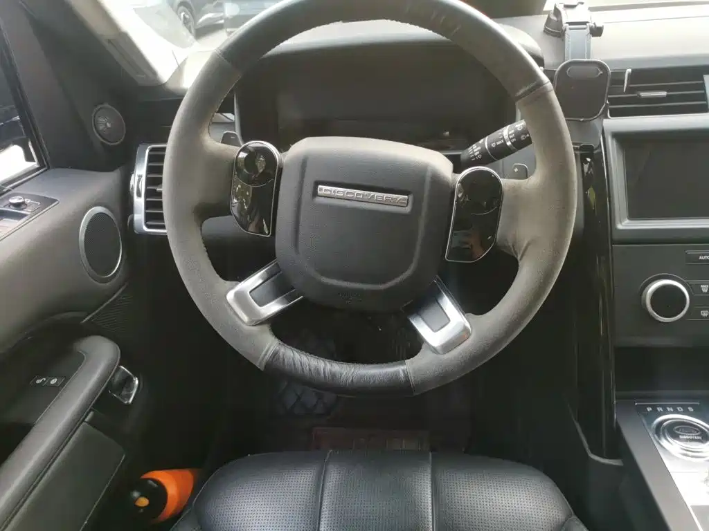 Land Rover Discovery — миниатюра 11
