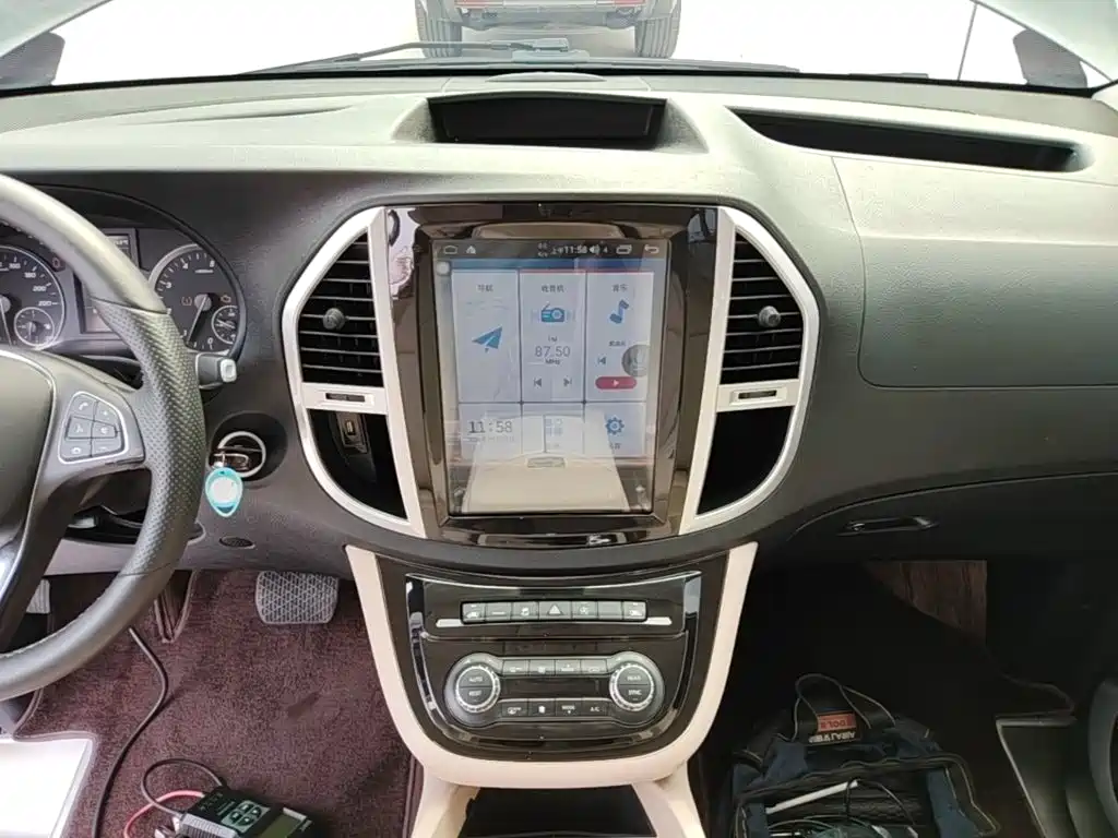 Mercedes-Benz Vito — миниатюра 13