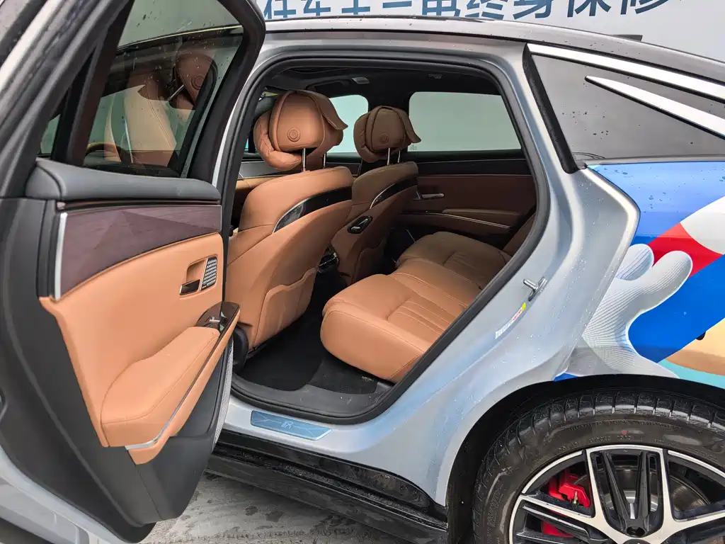 BYD Han L 2025 EV Flagship