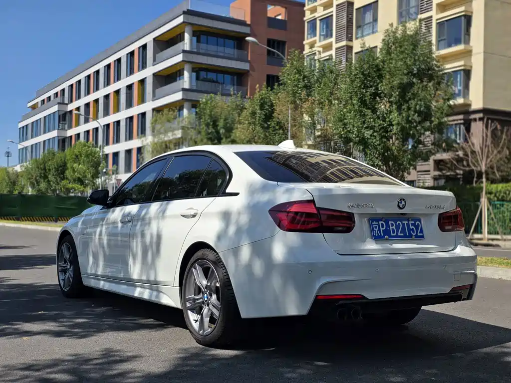 BMW 3 Series — миниатюра 27