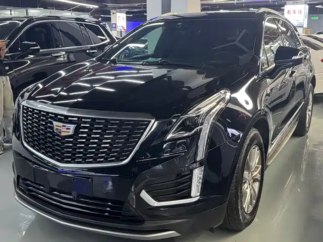 CADILLAC  XT5 2021