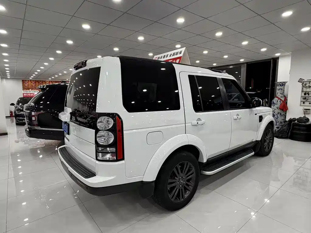 Land Rover Discovery 2015 3.0 SC V6 SE