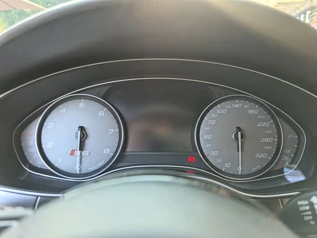 Audi S6 — миниатюра 23