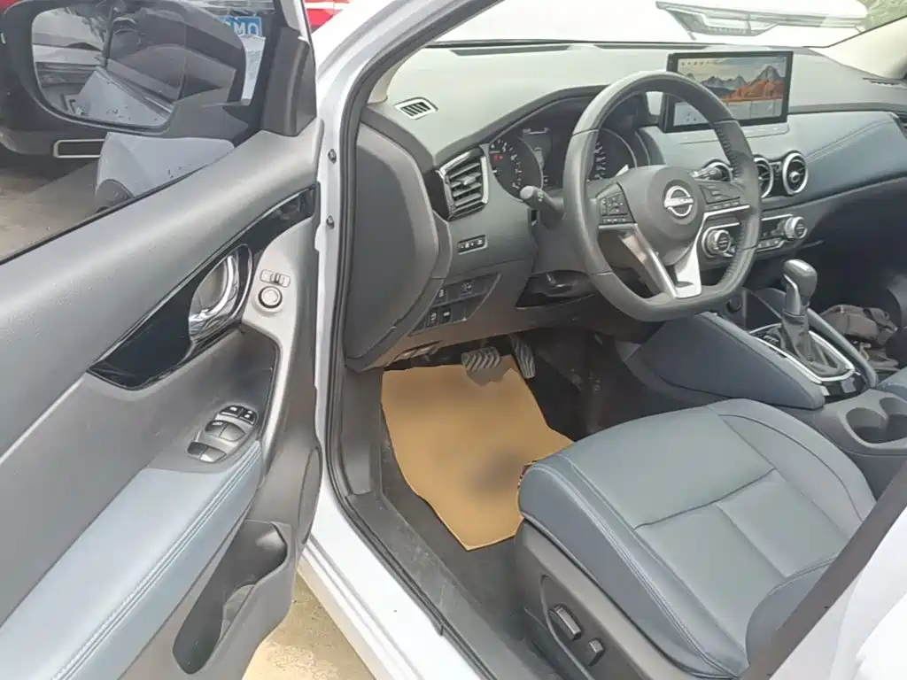 Nissan Qashqai — миниатюра 16