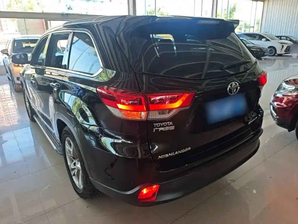 Toyota Highlander — миниатюра 5