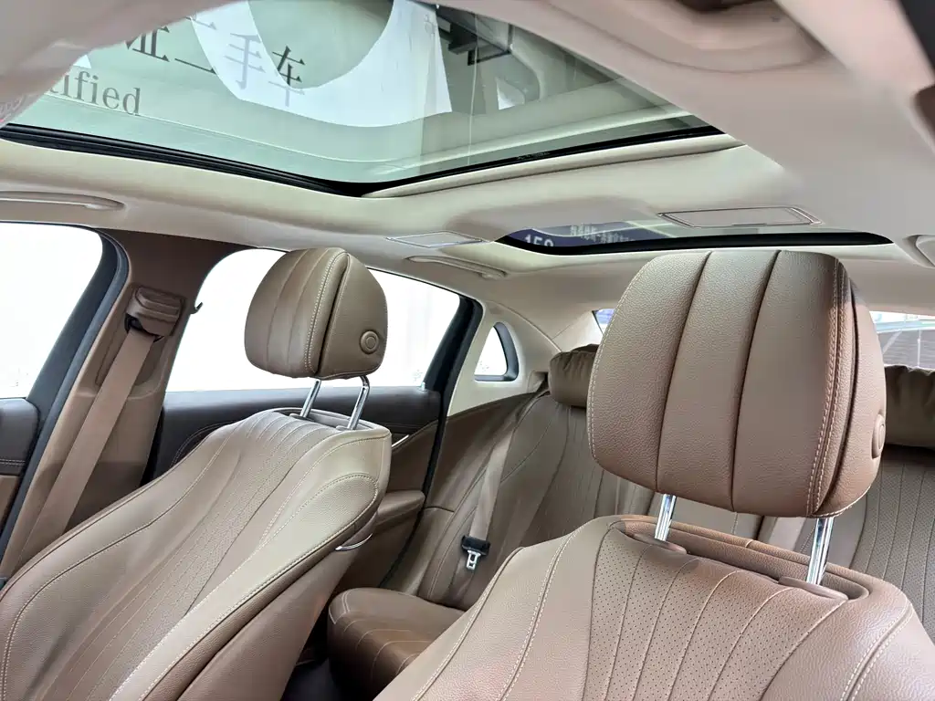 Mercedes-Benz E-Class New Energy — миниатюра 12