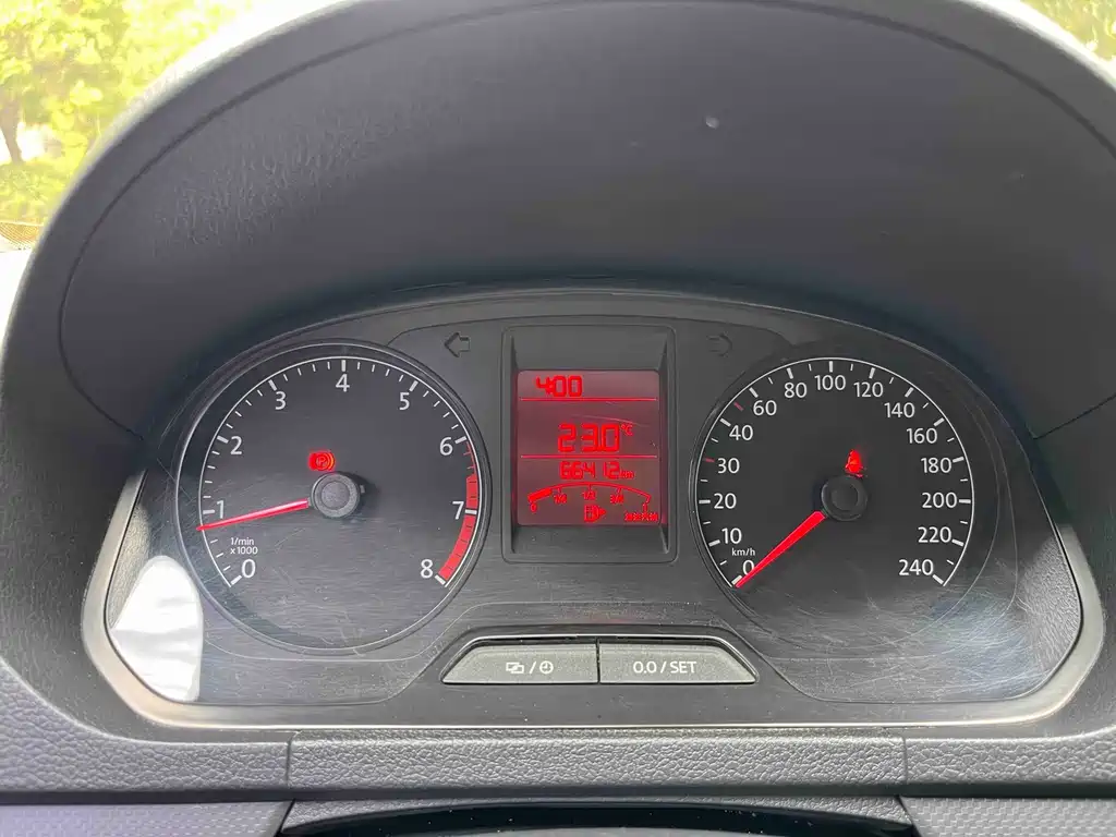 Volkswagen Jetta — миниатюра 25