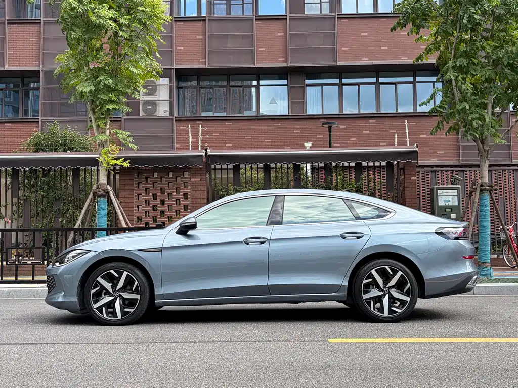 Volkswagen Lamando — миниатюра 3