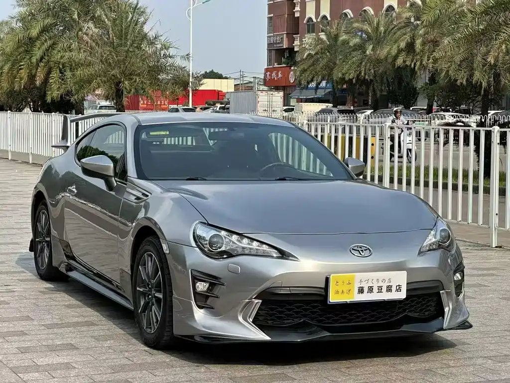 Toyota 86 — миниатюра 3