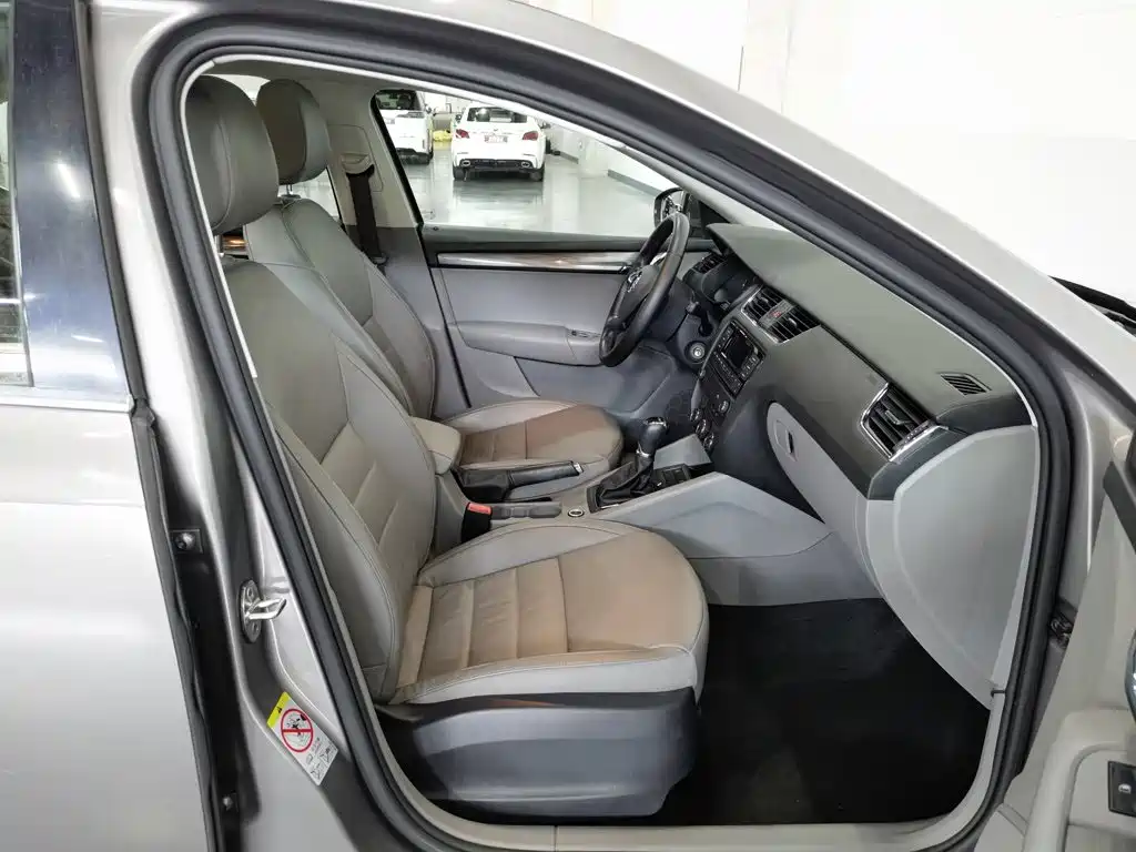 Skoda Octavia — миниатюра 23