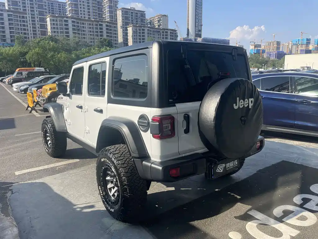 Jeep Wrangler — миниатюра 13