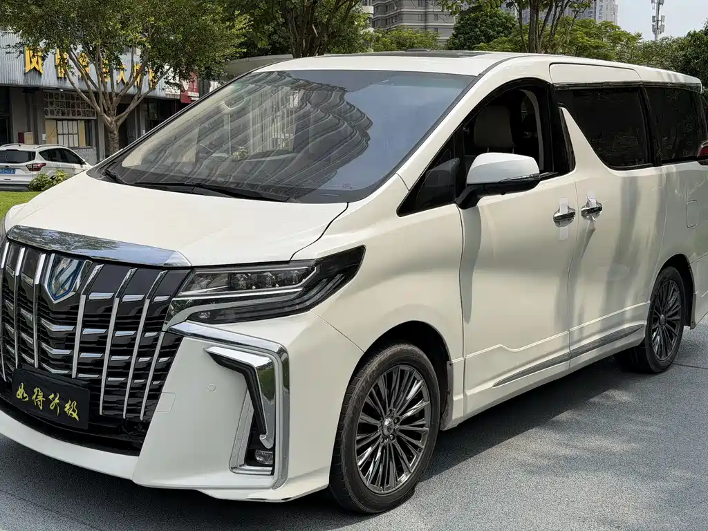 Toyota Alphard 2012 3.5L Luxury