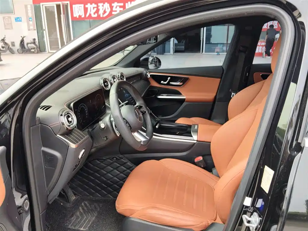 Mercedes-Benz GLC — миниатюра 9