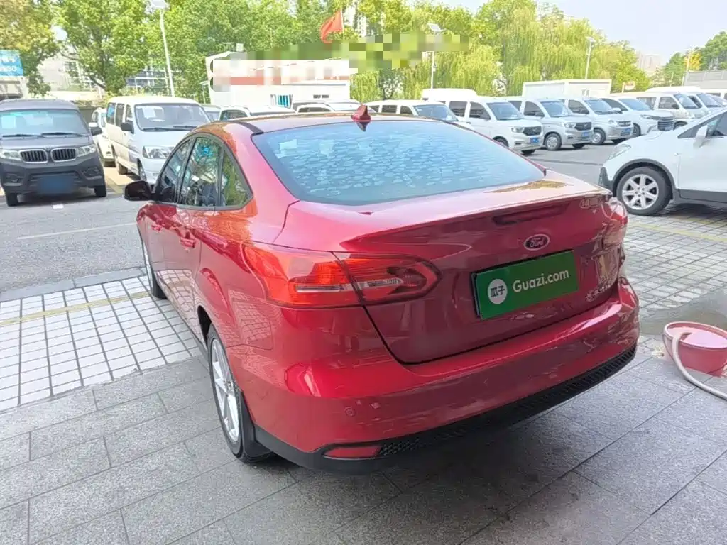 Ford Focus — миниатюра 5