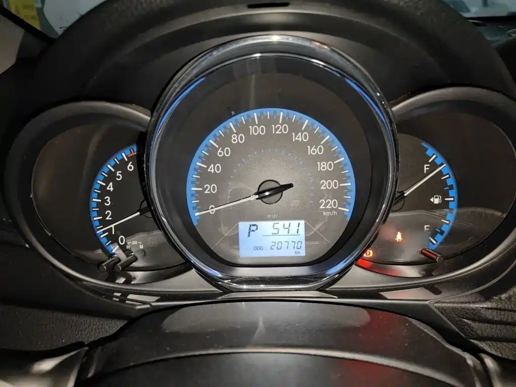 Toyota Vios FS — миниатюра 4