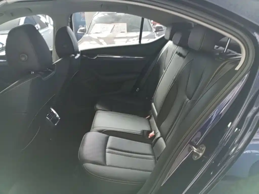 Skoda Octavia — миниатюра 17