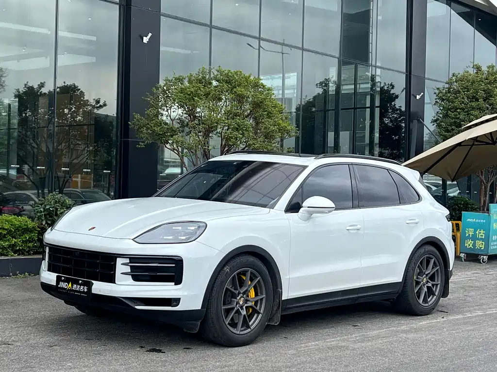 Porsche Cayenne 2024
