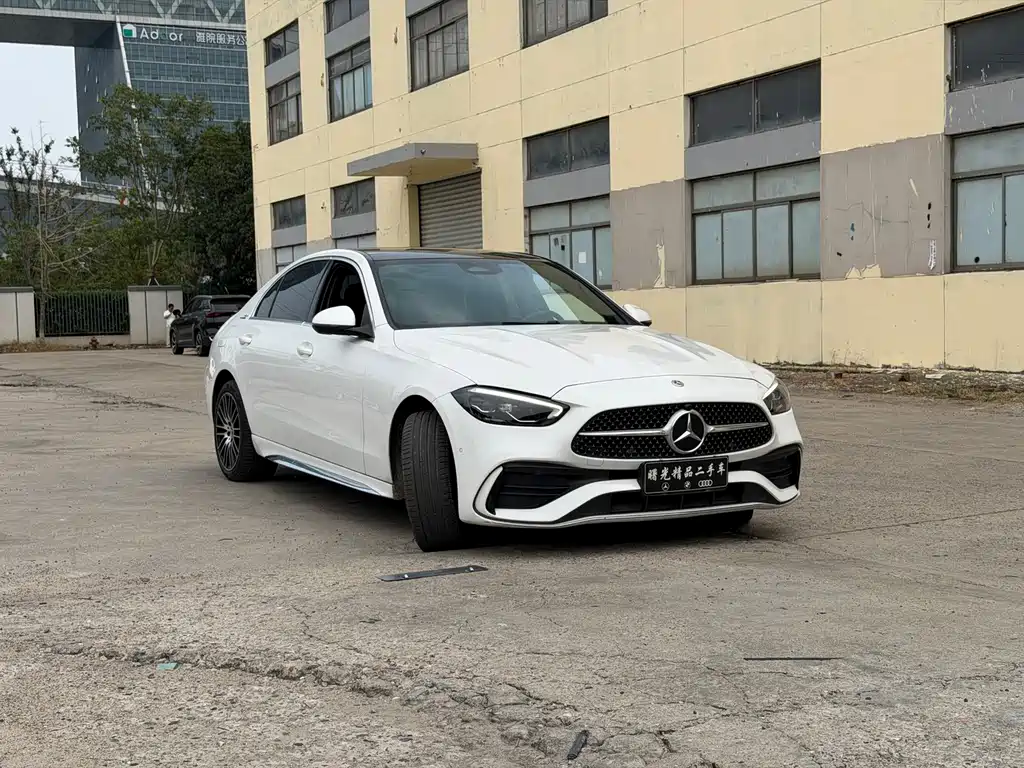 Mercedes-Benz C-Class — миниатюра 4