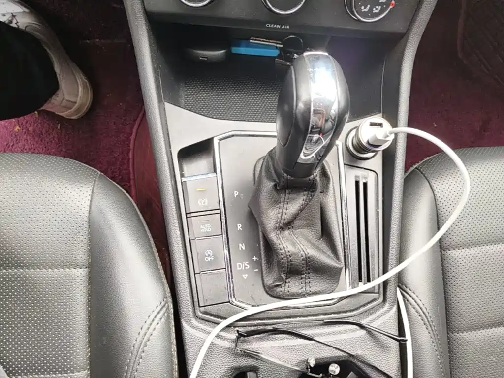 Volkswagen Lavida — миниатюра 10