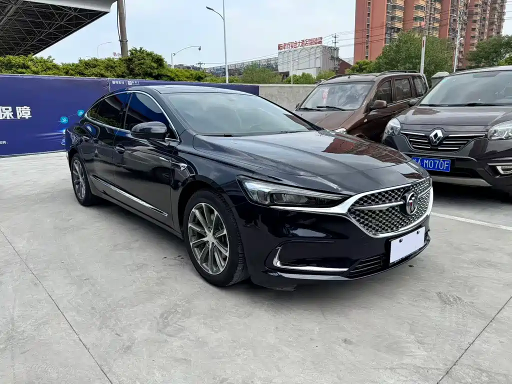 Buick LaCrosse 2021 652T Luxury