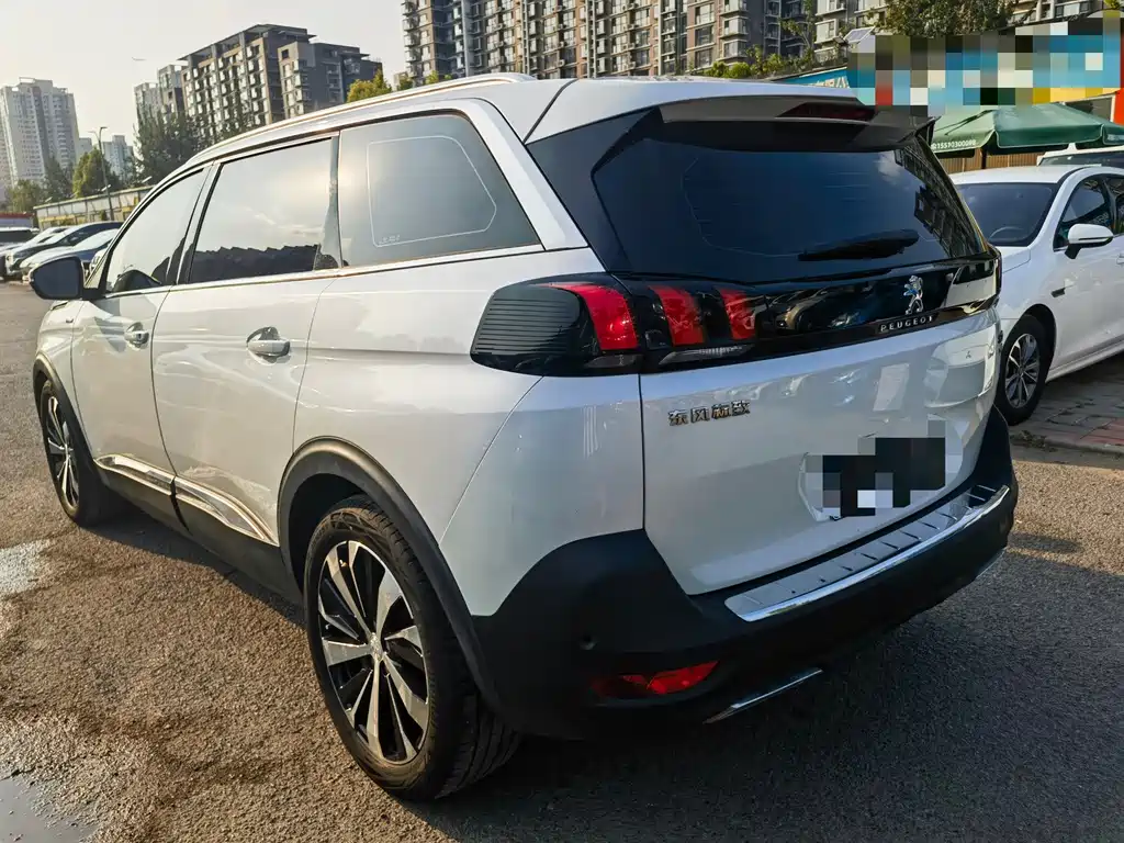 Peugeot 5008 — миниатюра 7