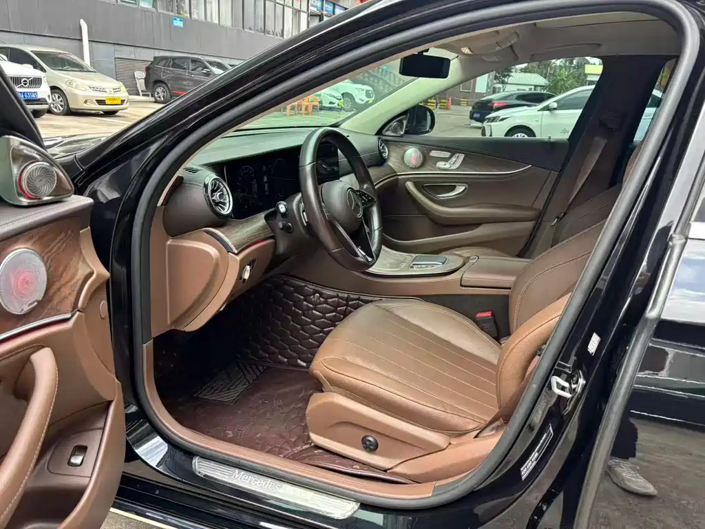 Mercedes-Benz E-Class E 2023 E 300 L Luxury