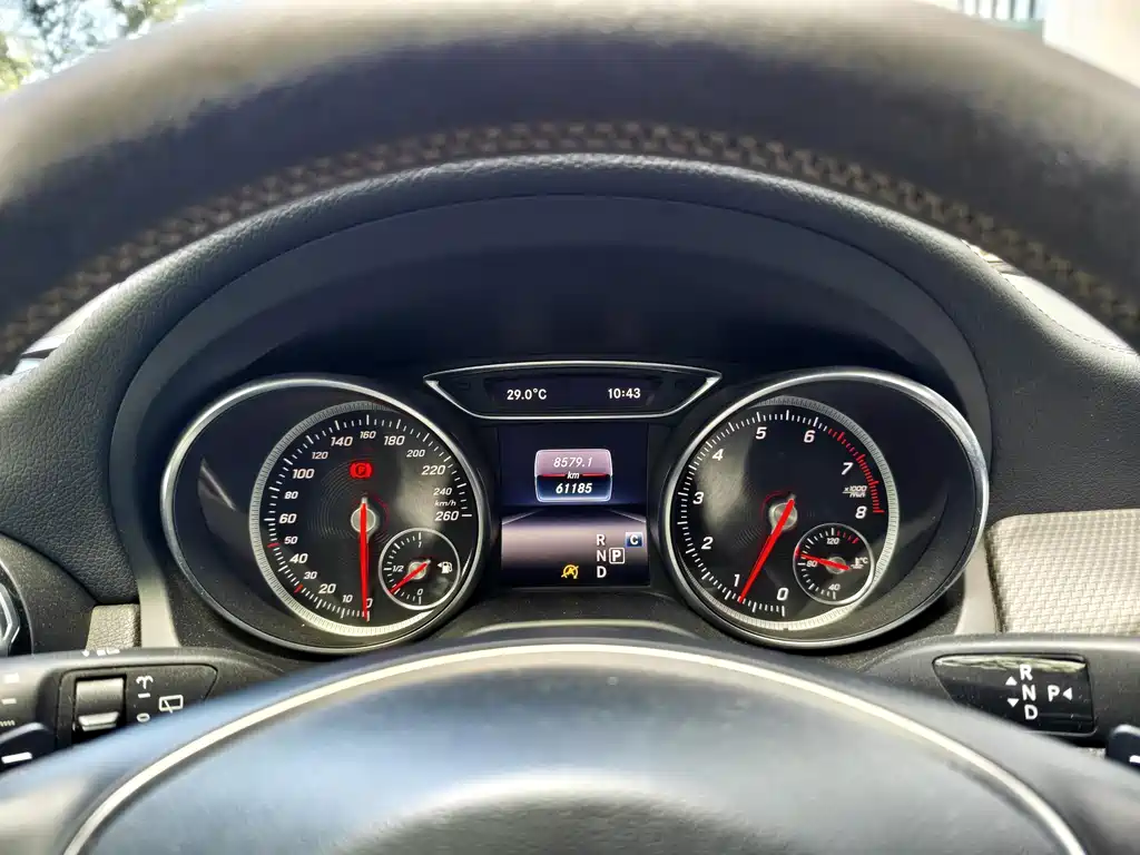 Mercedes-Benz GLA — миниатюра 19