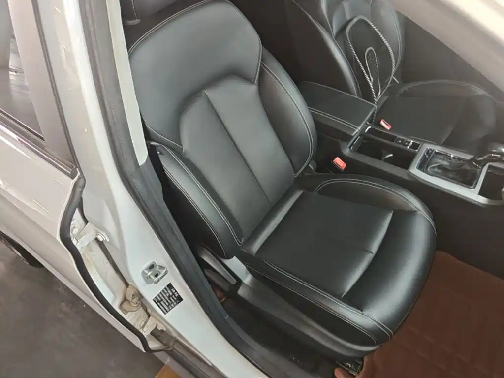 Roewe RX5 — миниатюра 25