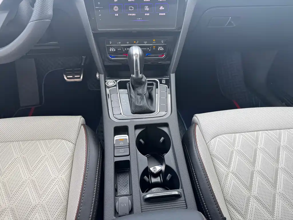 Volkswagen Magotan — миниатюра 12