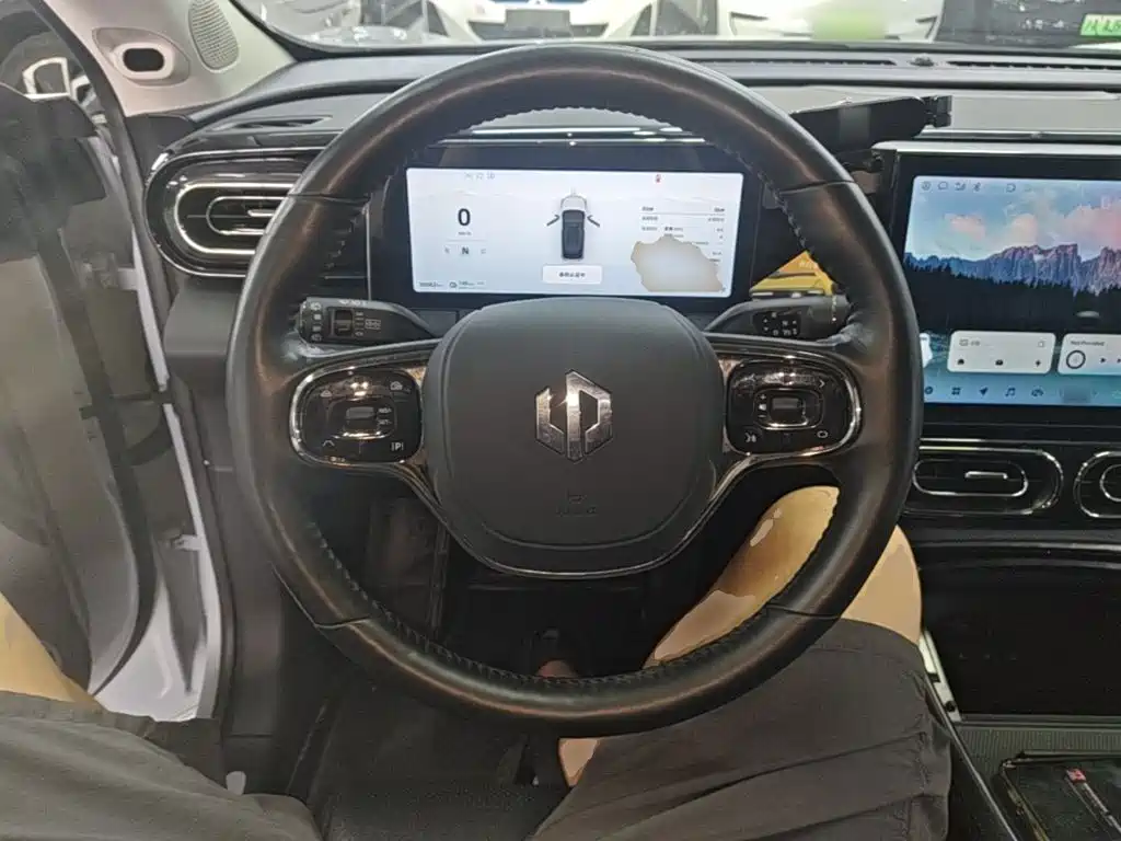 Leapmotor Leapmotor C11 — миниатюра 11