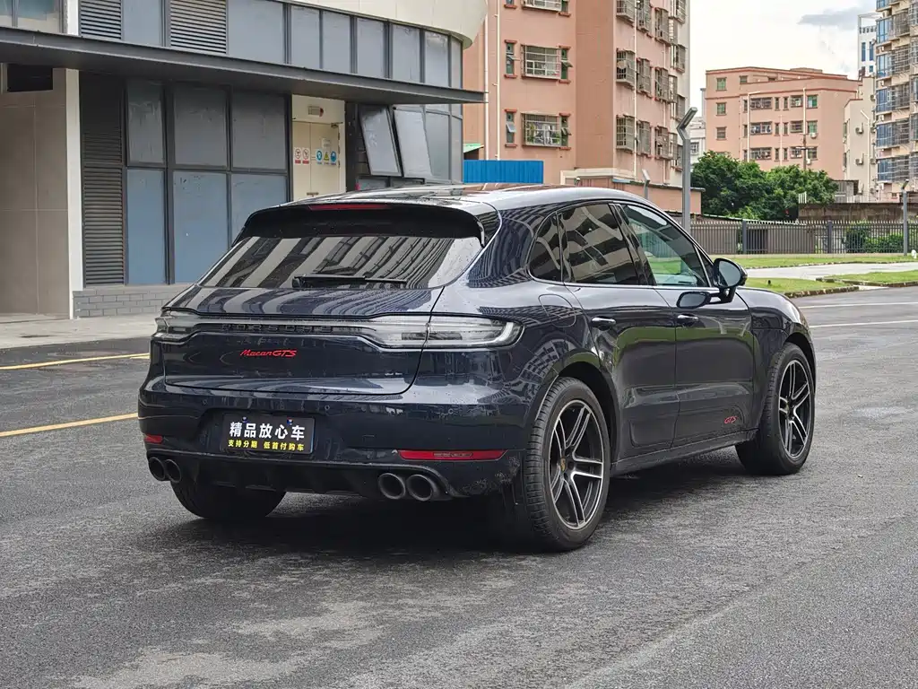 Porsche Macan — миниатюра 4