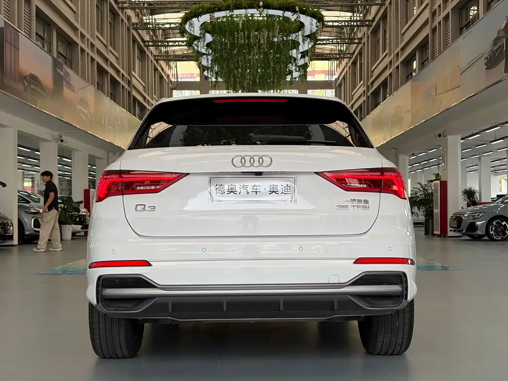 Audi Q3 — миниатюра 4