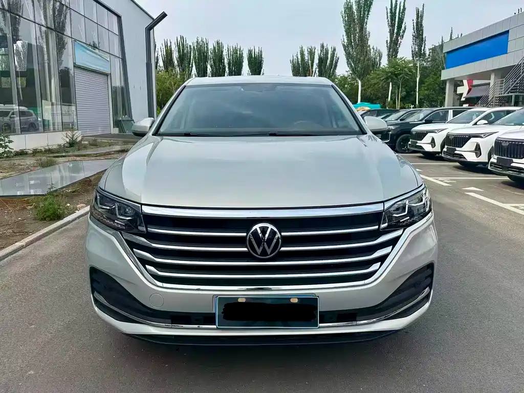 Volkswagen Viloran 2020 330TSI Luxury