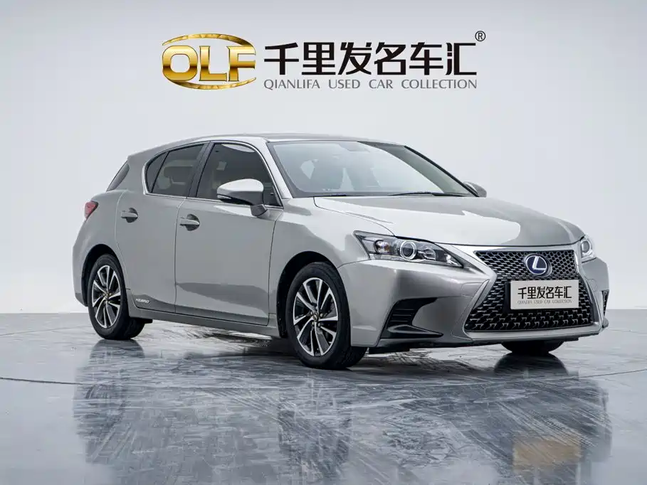 Lexus CT — миниатюра 3