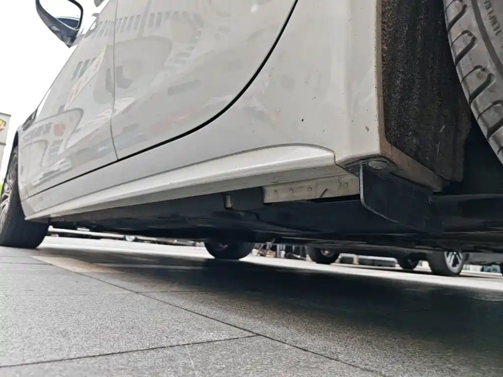Jaguar XE — миниатюра 22