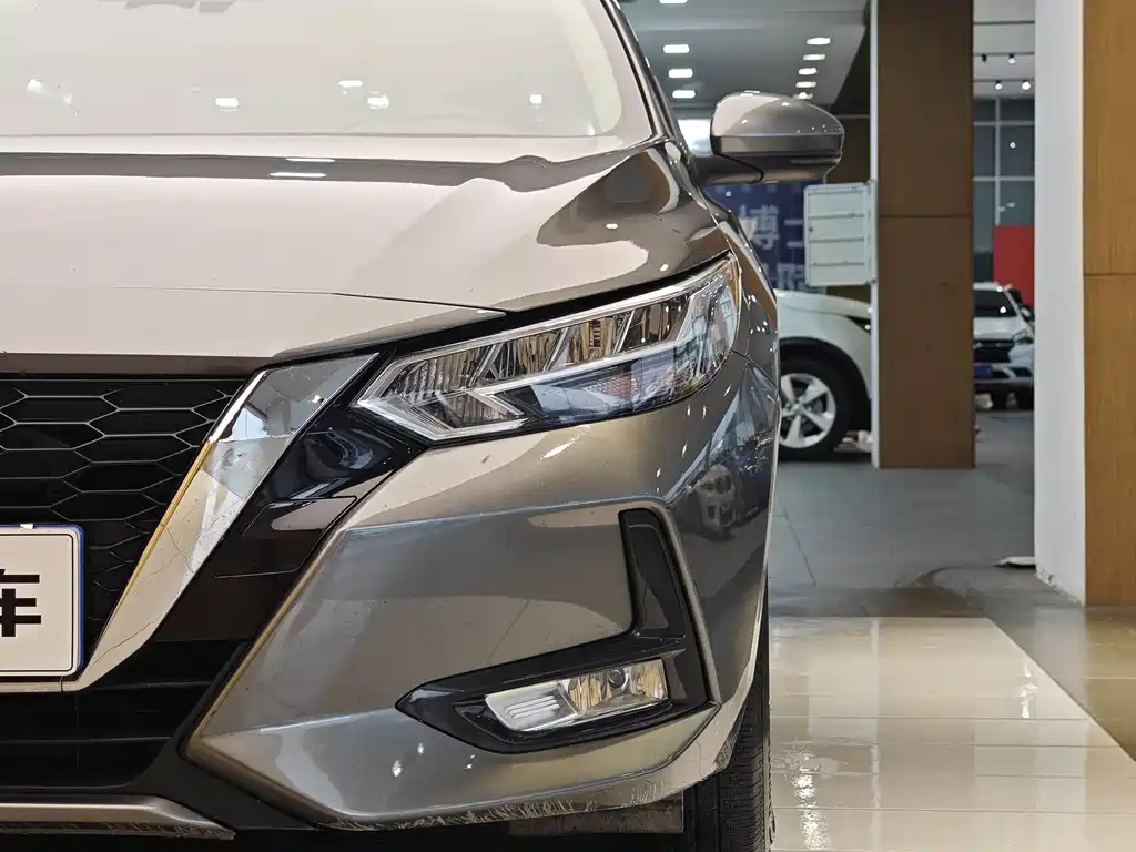 Nissan Sylphy 2022 1.6L XL CVT Enjoy