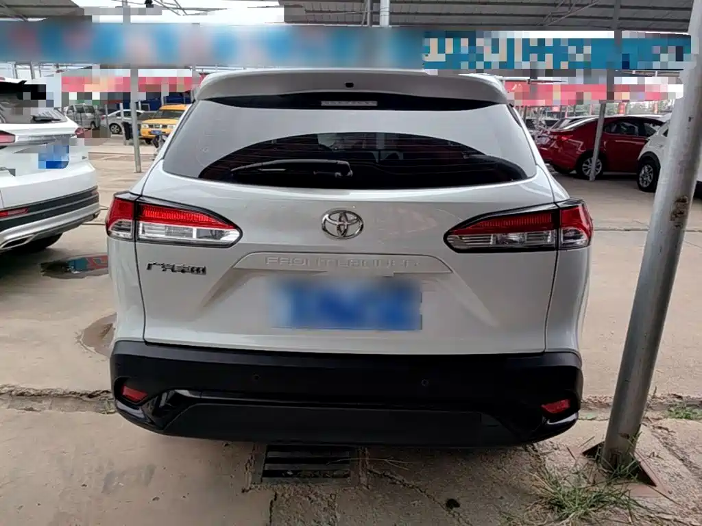 Toyota Frontlander — миниатюра 6