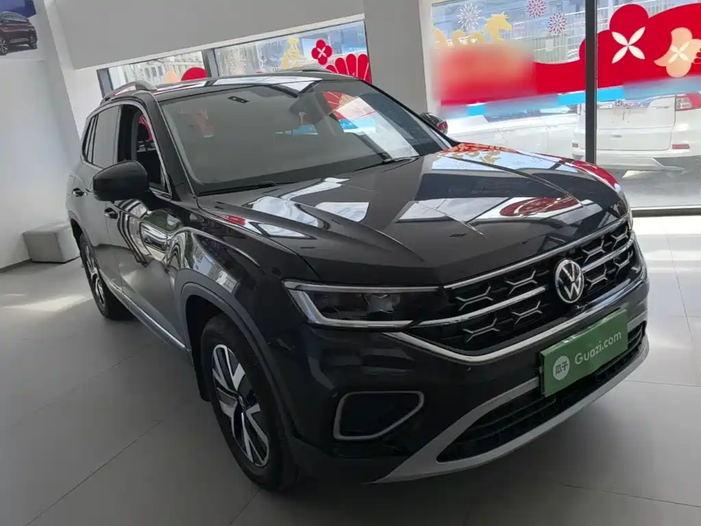 Volkswagen Tayron 2025 300TSI