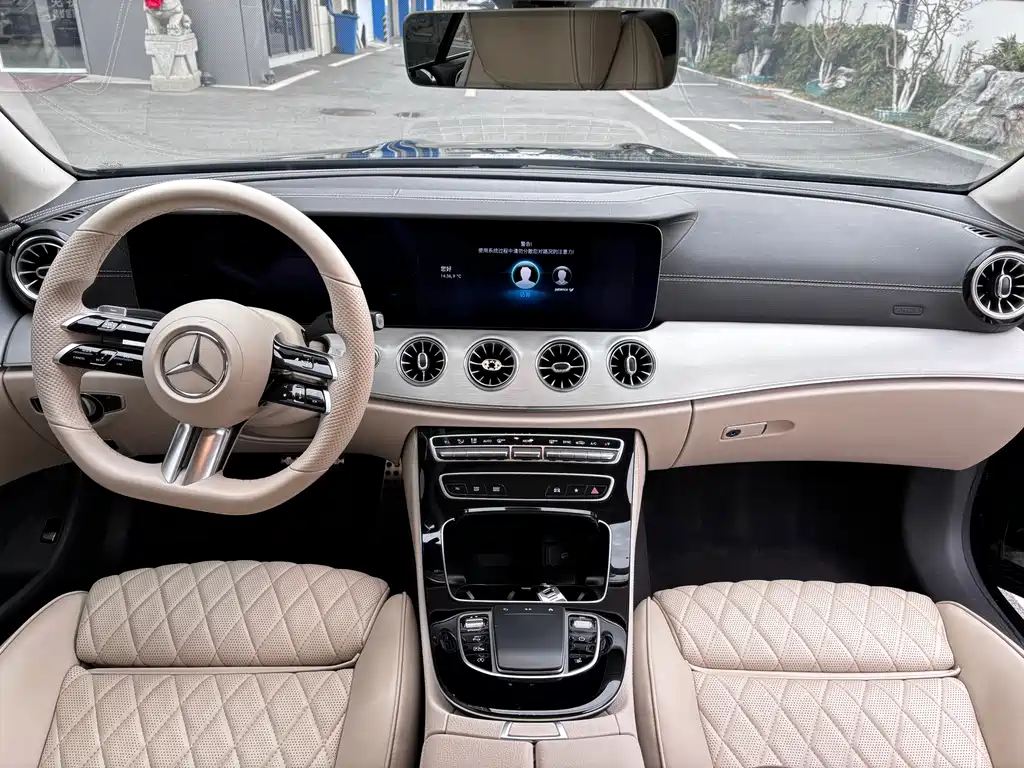MERCEDES-BENZ E CLASS